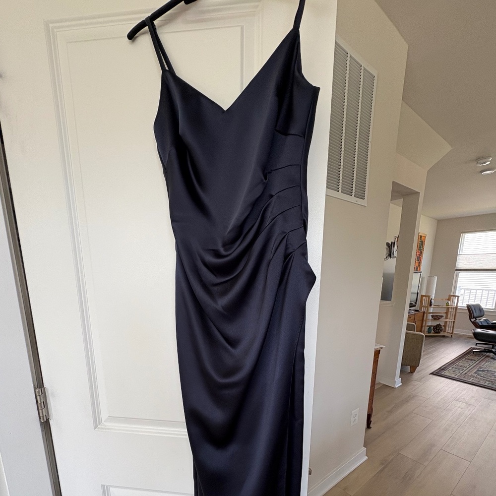 Navy blue Aqua Formal gown, size 4, floor length, perfect condition